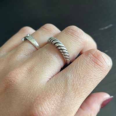 Aruna ring