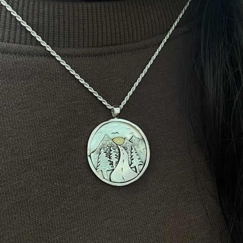 Roadtripping necklace 